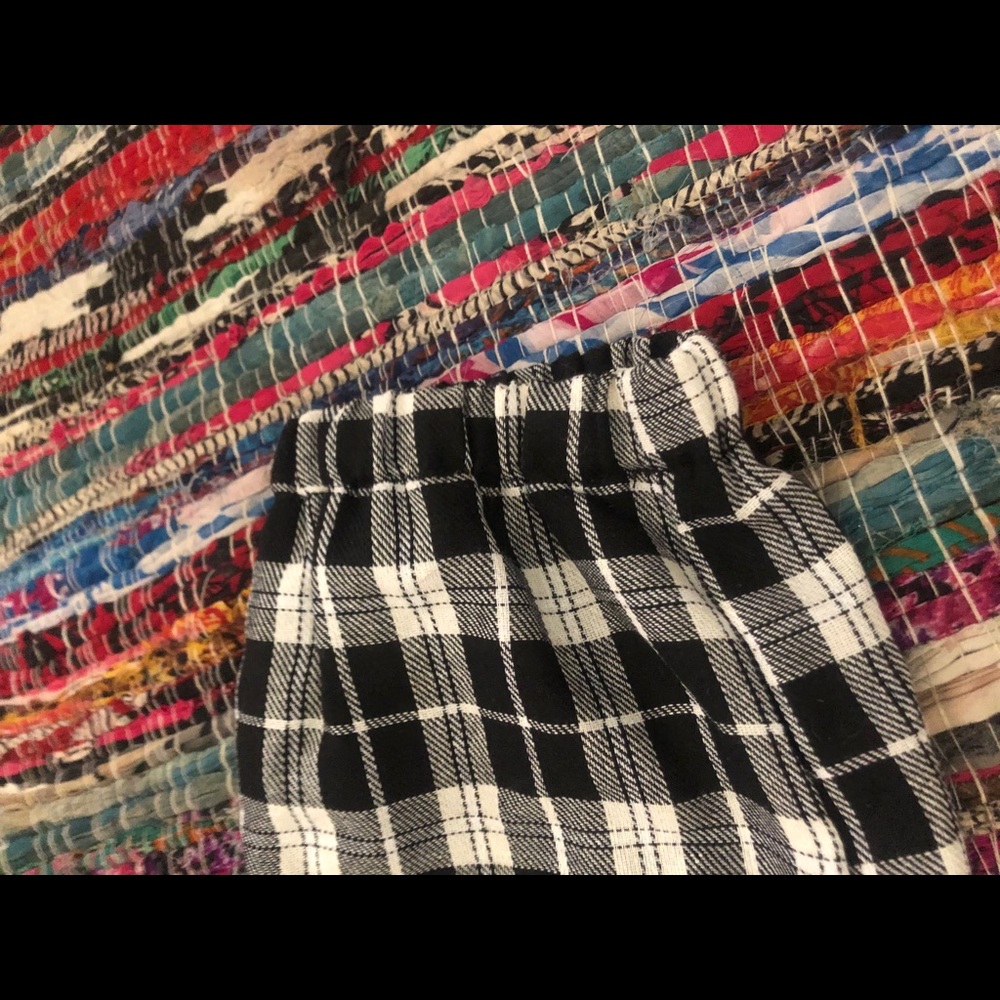 Joggers - Picture 2 of 4